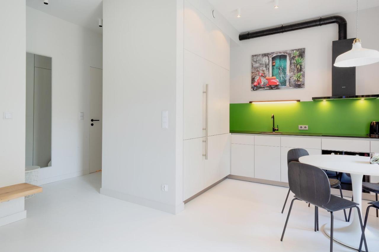 Apartment Warsaw Smolenskiego By Noclegi Renters Varsóvia Exterior foto